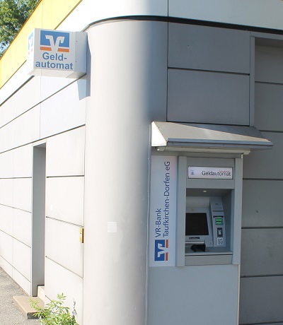 Geldautomat Agip-Tankstelle