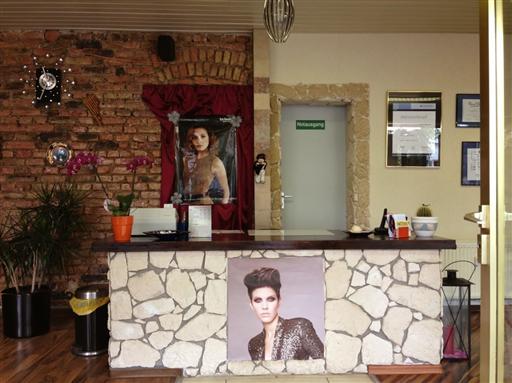 Firmengebäude Janneth's Beauty Salon